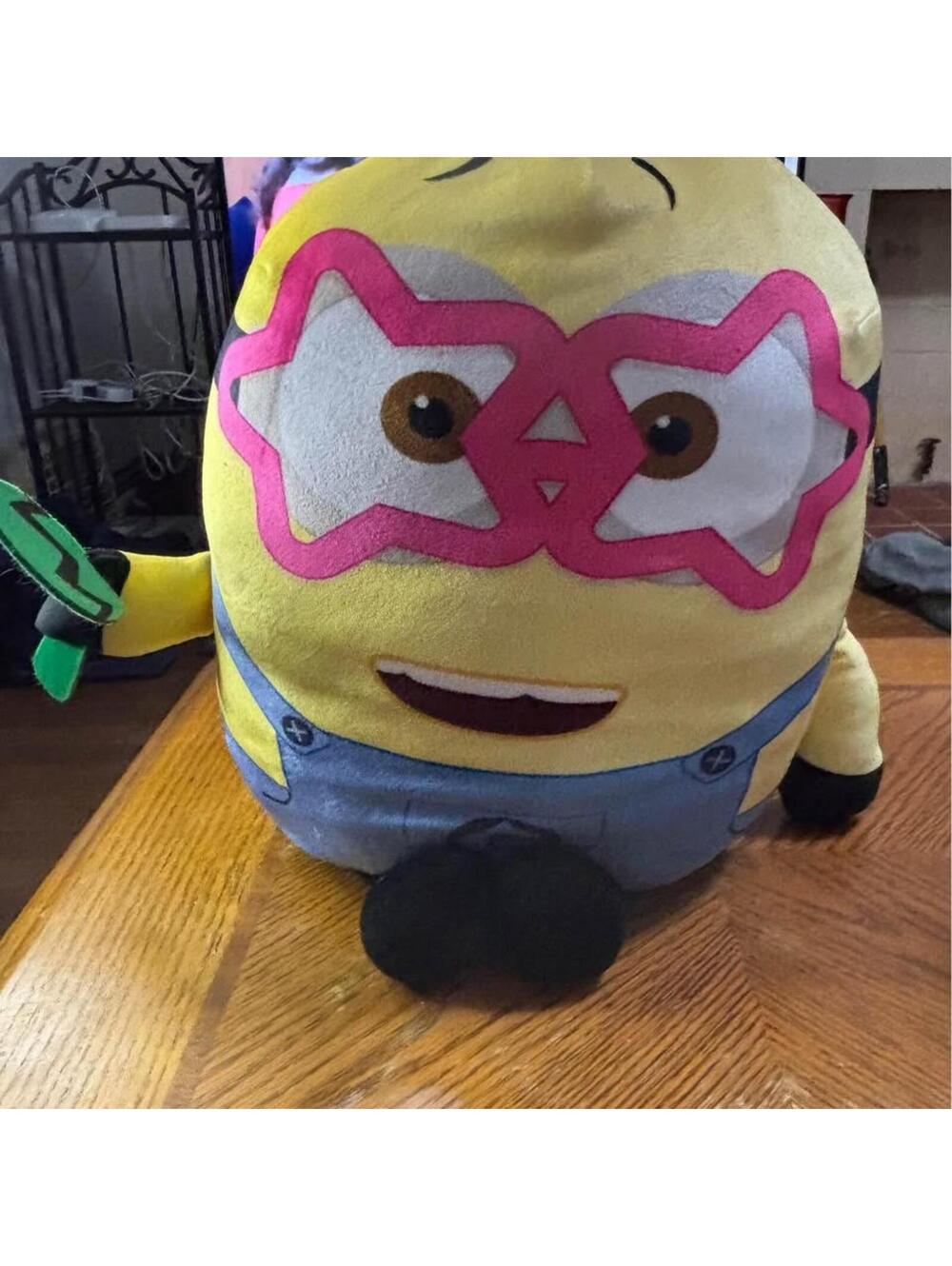 Despicable Me 14 in  Large Party Plush - Huggable!